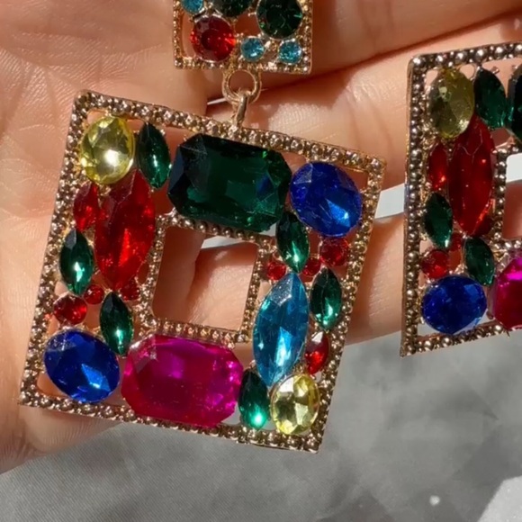 Gold and Colorful lux Gemstone Square Earrings unique - Picture 11 of 12